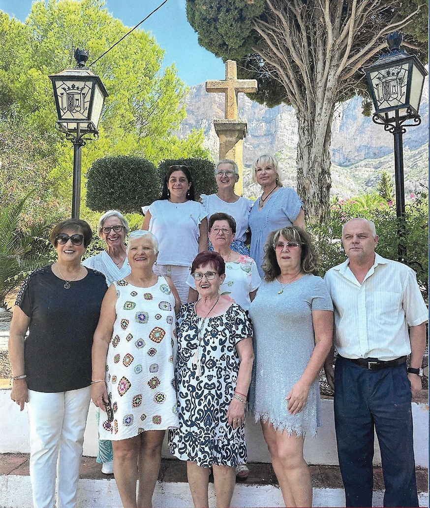 DIUMENGE 14 FESTA DE L'ERMITA DEL PÒPUL. Terme de Xàbia, amb el veïnat de la Vall. Un majoral i un vocal, gaters