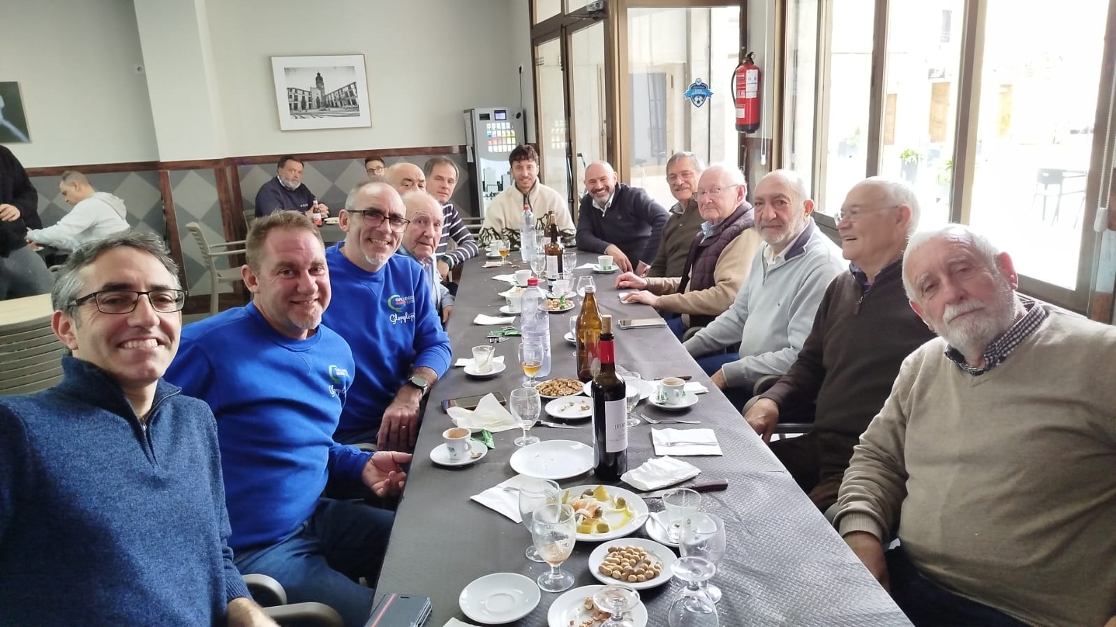 HUI, 2 DE FEBRER ÉS LA MARE DE DÉU DE LA CANDELÀRIA, PATRONA DELS LLUMEROS. El gremi local ha festejat el dia. A la vesprada, repartició i bendició de canaletes