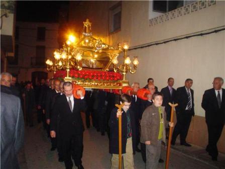 HUI COMENÇA EL TRÍDUO PASQUAL. RECORDEM AQUELLES SETMANES SANTES DE GATA AMB IMATGES.