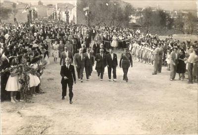 FOTOGRAFIES ANTIGUES (Gata en el record) -33- -d´ahir diumenge-