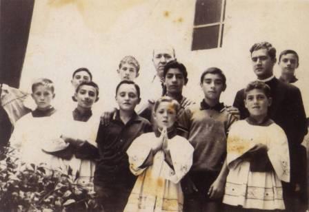 FOTOGRAFIES ANTIGUES (Gata en el record) - 75 -