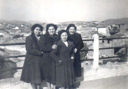 FOTOGRAFIES ANTIGUES (Gata en el record) - 122, la d´ahir divendres-