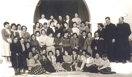 FOTOGRAFIES ANTIGUES (Gata en el record) -130 -