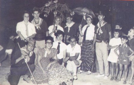 FOTOGRAFIES ANTIGUES (Gata en el record) -283-