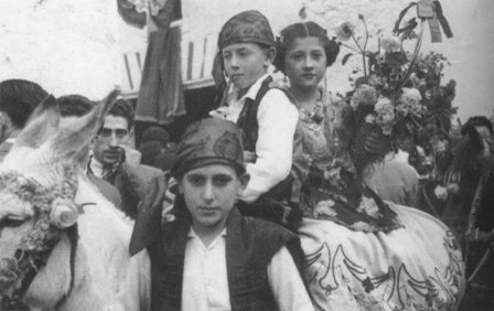 FOTOGRAFIES ANTIGUES (Gata en el record) -287-