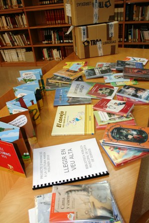 DONEN A LA BIBLIOTECA 200 LLIBRES, PER LA CAMPANYA D'ANIMACIÓ LECTORA