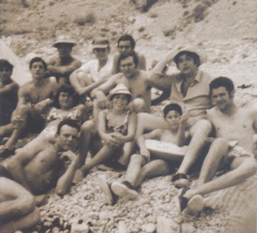 FOTOGRAFIES ANTIGUES (Gata en el record) -324-