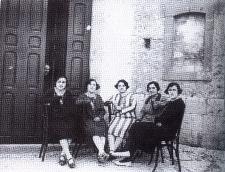 FOTOGRAFIES ANTIGUES (Gata en el record) -325-