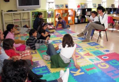 ABRIL, MES DEL LLIBRE PER A LA BIBLIOTECA.