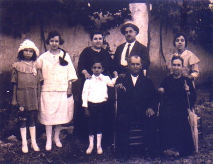 FOTOGRAFIES ANTIGUES (Gata en el record) -373, la d'ahir divendres-