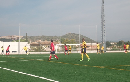 EL GORGOS GUANYA 3 A 0 AL RUMANO BENIDORM