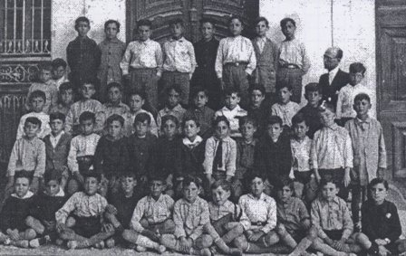 FOTOGRAFIES ANTIGUES (Gata en el record) -397, la foto de hui-