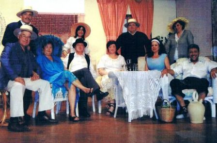 HUI ACTUA EL GRUP DE TEATRE FONT DE LA MATA A ONDARA