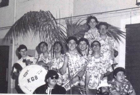 FOTOGRAFIES ANTIGUES (Gata en el record) -419, d'ahir dimarts-