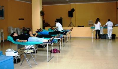 SET NOUS DONANTS A LA COL·LECTA EXTRAORDINÀRIA DE SANG