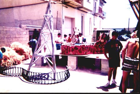 FOTOGRAFIES ANTIGUES (Gata en el record) -442, la d'ahir dijous 30-