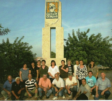 JA VÉNEN LES FESTES: estem a vuit dies. Hui comença la novena, Programa de festes ( III ): associacions