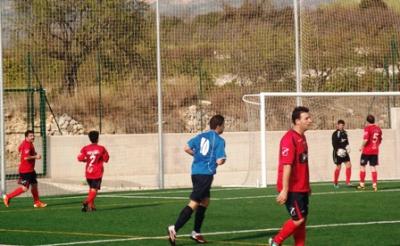 CARA PER ALS JUVENILS I CREU PER ALS MAJORS: El Gorgos C.F. obté resultats controvertits