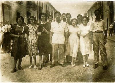 FOTOGRAFIES ANTIGUES (Gata en el record) -547-