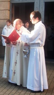 HUI FA EL RECTOR N'ALBERTO CASELLES 84 ANYS