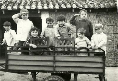 FOTOGRAFIES ANTIGUES (Gata en el record) -715-