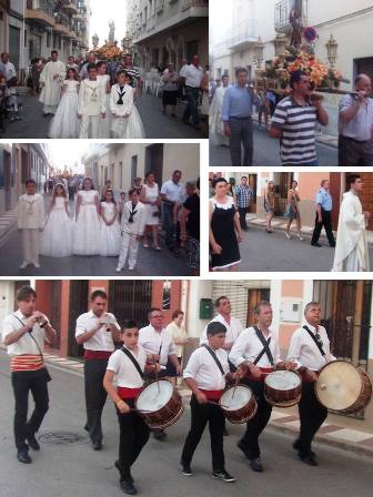 FESTES FONT DEL RIU ( II ): Processó amb la imatge del sant