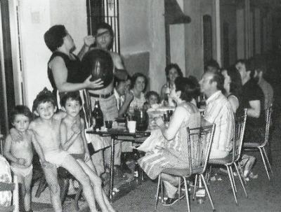 FOTOGRAFIES ANTIGUES (Gata en el record) -805, la del dia 27 de juny-