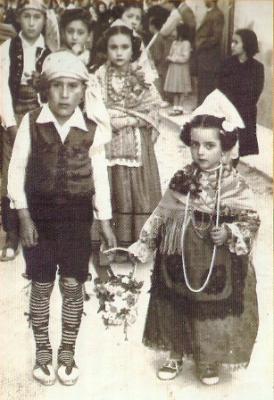 FOTOGRAFIES ANTIGUES (Gata en el record) -808, la d'ahir dissabte 30-