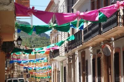 HUI ÉS EL DIA DE L'ASSAIG, la vespra