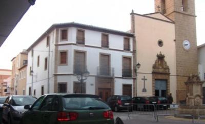 ¡¡ ATENCIÓ !! TORNA A PODER-SE APARCAR DISSABTE I DIUMENGE A LA PLAÇA DE L'ESGLÉSIA