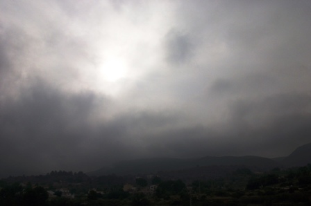 IMATGE CURIOSA: la boira ompli tots els buits el dia de Nadal