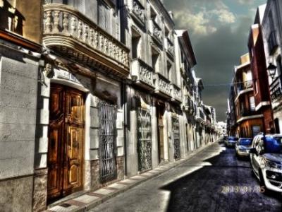 IMATGES CURIOSES: ¡¡ QUINES CASES TÉ EL CARRER LA BASSA !!