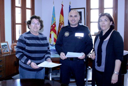 LA POLICIA LOCAL DE GATA TÉ NOU CAP