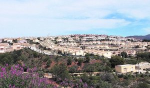 LA PREMSA PARLAdels robatoris a Gata Residencial