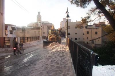 ESPECTACULAR I INÈDITA PEDREGADA A GATA (Avanç-III)