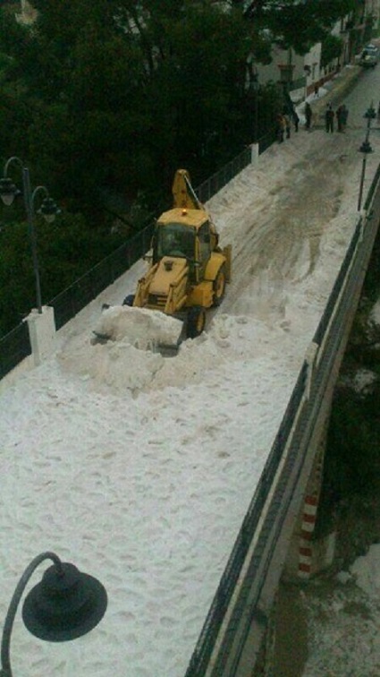 EL DIA DESPRÉSDE LA PEDREGADA: Quin sol fa !!