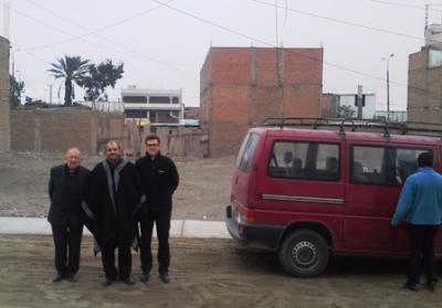 IMATGES CURIOSES: TRES RETORS GATERS AL PERÚ