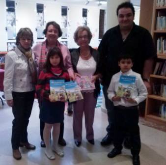 PURI HERNÁNDEZ PRESENTA EL SEU LLIBRE: MIS CUENTOS II