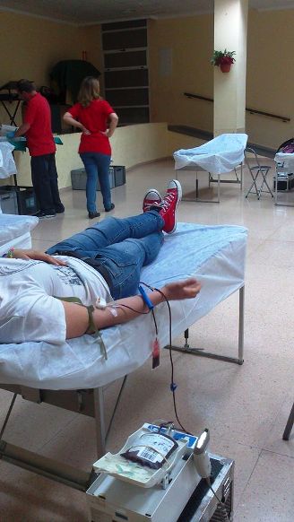 LA MARATÓ DE DONANTS DE SANG DE GATA REP 57 PERSONES DONANTS