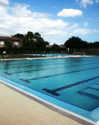 COMENÇA LA TEMPORADA ESTIUENCA A LA PISCINA MUNICIPAL DE GATA