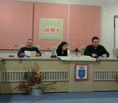 AVANÇ / LA PLAÇA DE NADAL: ACTIVITATS LÚDIQUES PER A PASSAR AQUESTS DIES TAN ESPECIALS ( I )