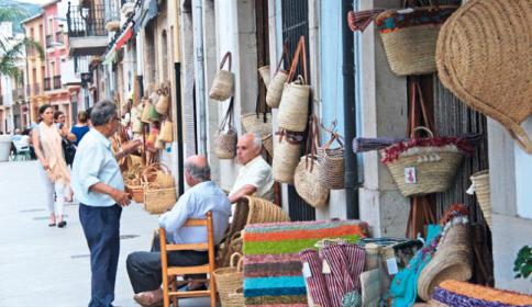 REPORTATGE A LA PREMSA (Levante-EMV), PARLANT DE GATA (article d'Emili Piera)