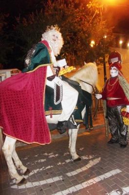 ELS REIS DE GATA (FITPCV) REPARTIRAN ELS REGALS DELS MENUTS DE LA PERIFÈRIA I DISSEMINAT AL CENTRE SOCIAL