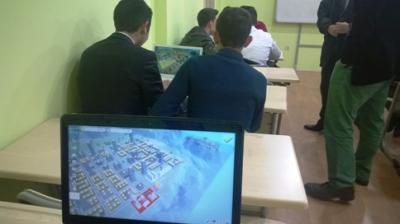 ENSENYAR JUGANT: projecte del professor Vicente Caselles Miralles, el joc informàtic premiat ( i II )