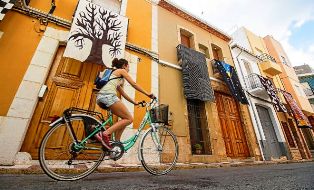 LA PREMSA.segueix parlant de la mostra ART AL VENT (El Mundo)