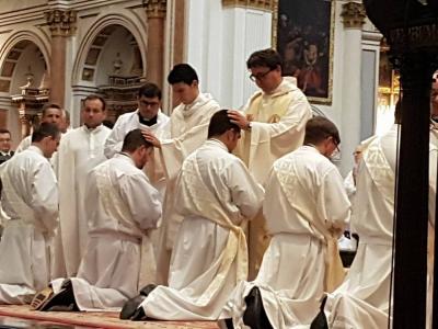 ORDENAT SACERDOT VICENT FEMENÍA DE SAGRA (va estar fent la pastoral de seminarista a Gata)