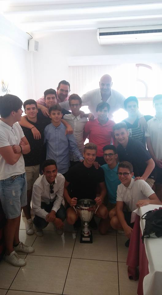 EL GORGOS CADET, HOMENATJAT PER LA PENYA BARCELONISTA DE GATA