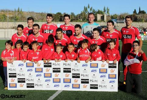 GRAN VICTÒRIA (3-0) AL DERBI DEL GORGOS MAJOR CONTRA EL PEDREGUER. Gayà assisteix a lencontre a Les Costeres. Els infantils, líders, golejen 0-6