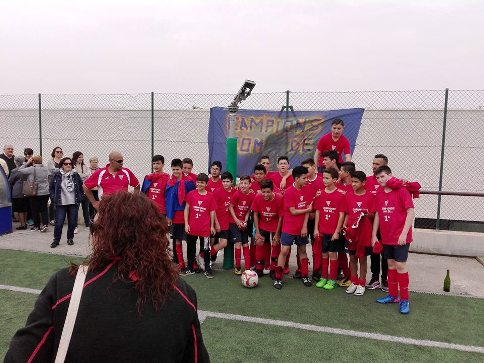 ELS INFANTILS DEL GORGOS, UN ASCENS DE RÈCORD. Campions a falta de 3 partits i 143 gols a favor. Sols el va guanyar el Pedreguer (2-1). El 10é màxim golejador de totes les categories valencianes