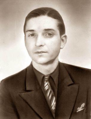 EL PARC PARAL·LEL AL NOU VIAL DE GATA, PROLONGACIÓ DEL CARRER SANT JOSEP, PORTARÀ EL NOM DE LALCALDE JOSEP FERRANDIS I ELS ALTRES DOS ALCALDES REPUBLICANS.